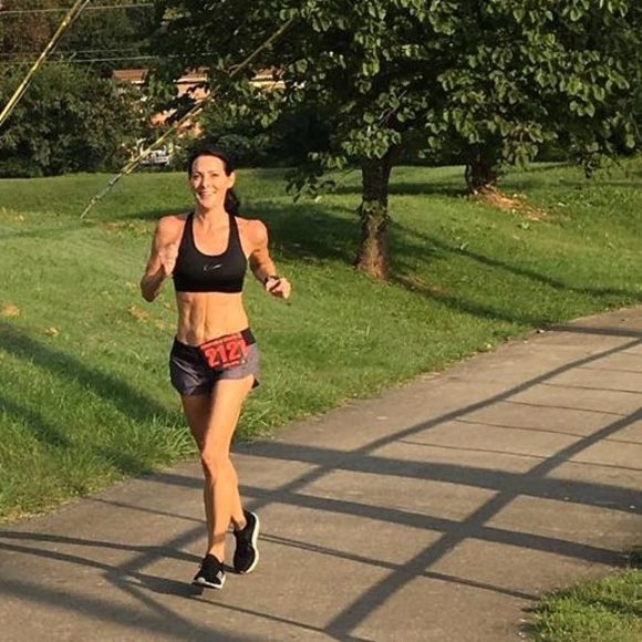 Meet your Posher, Michelle - Picture 3 of 3